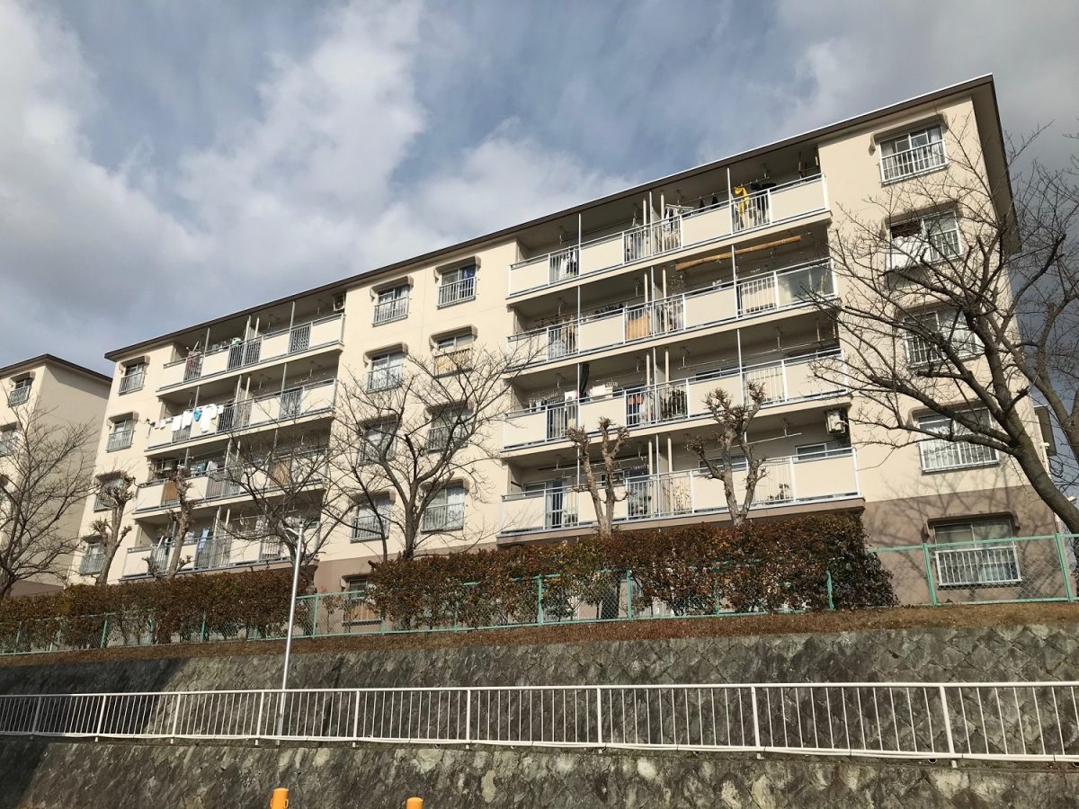 白川台南住宅4号棟　神戸市須磨区白川台1丁目