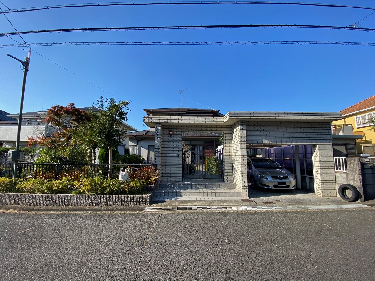 神戸市西区桜が丘中町4丁目　中古戸建