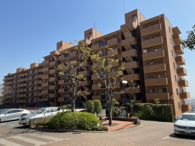 六甲グランドヒルズ参号館　神戸市灘区篠原伯母野山町1丁目　ペット飼育可能のメイン写真
