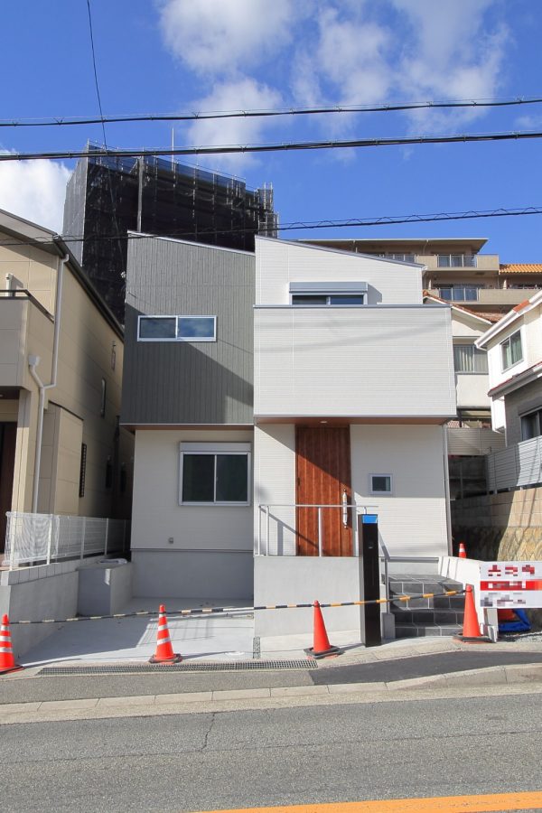 垂水区青山台5丁目新築住宅　3LDK+WICL　2,850万円