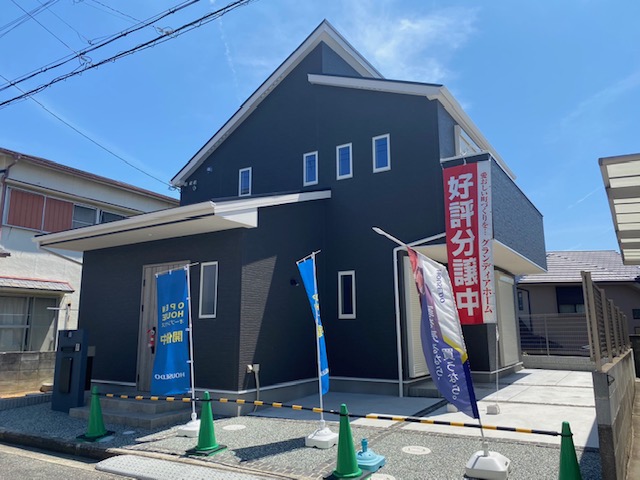 明石市朝霧山手町　新築未入居一戸建
